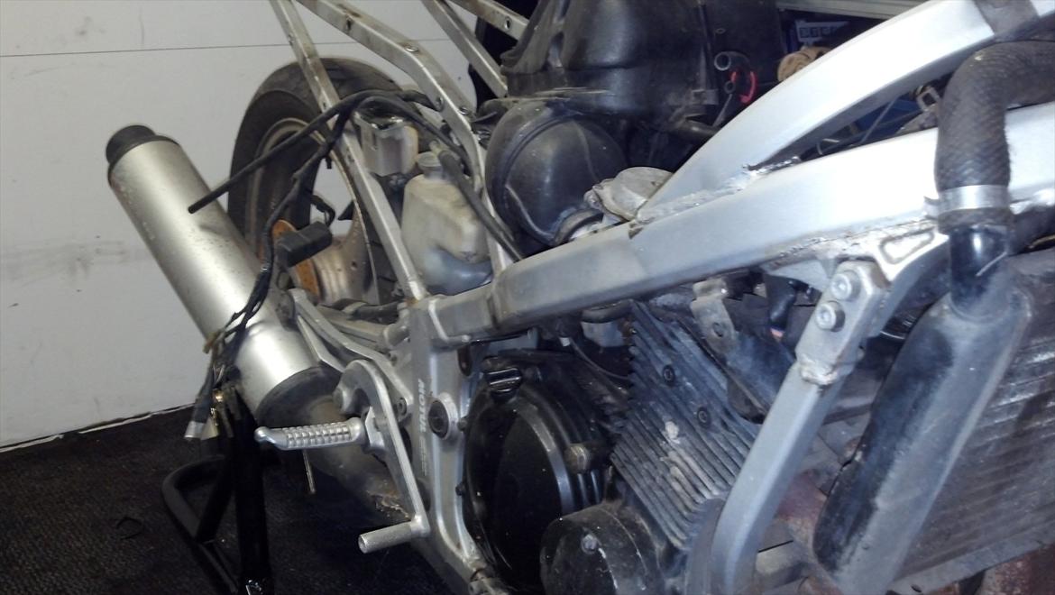 Suzuki gsx-r250 billede 7