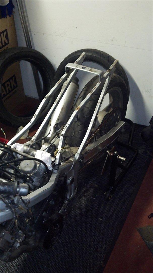 Suzuki gsx-r250 billede 8