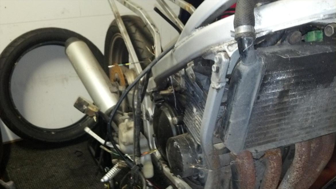 Suzuki gsx-r250 billede 11