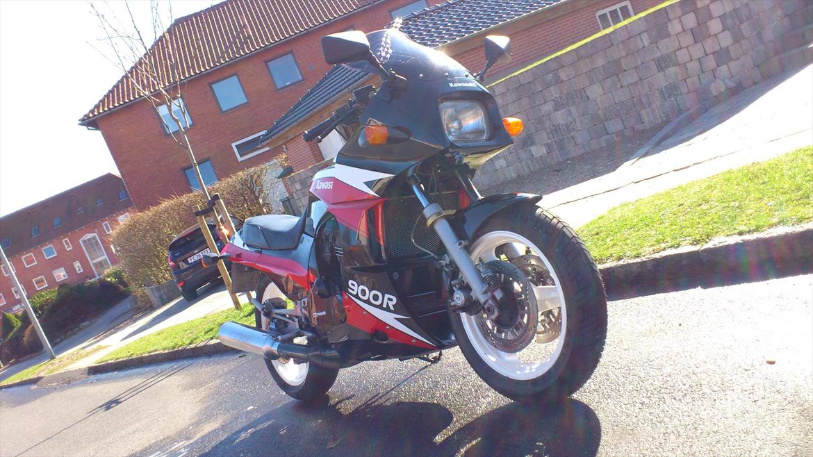 Kawasaki GPz 900R (Ninja) billede 5