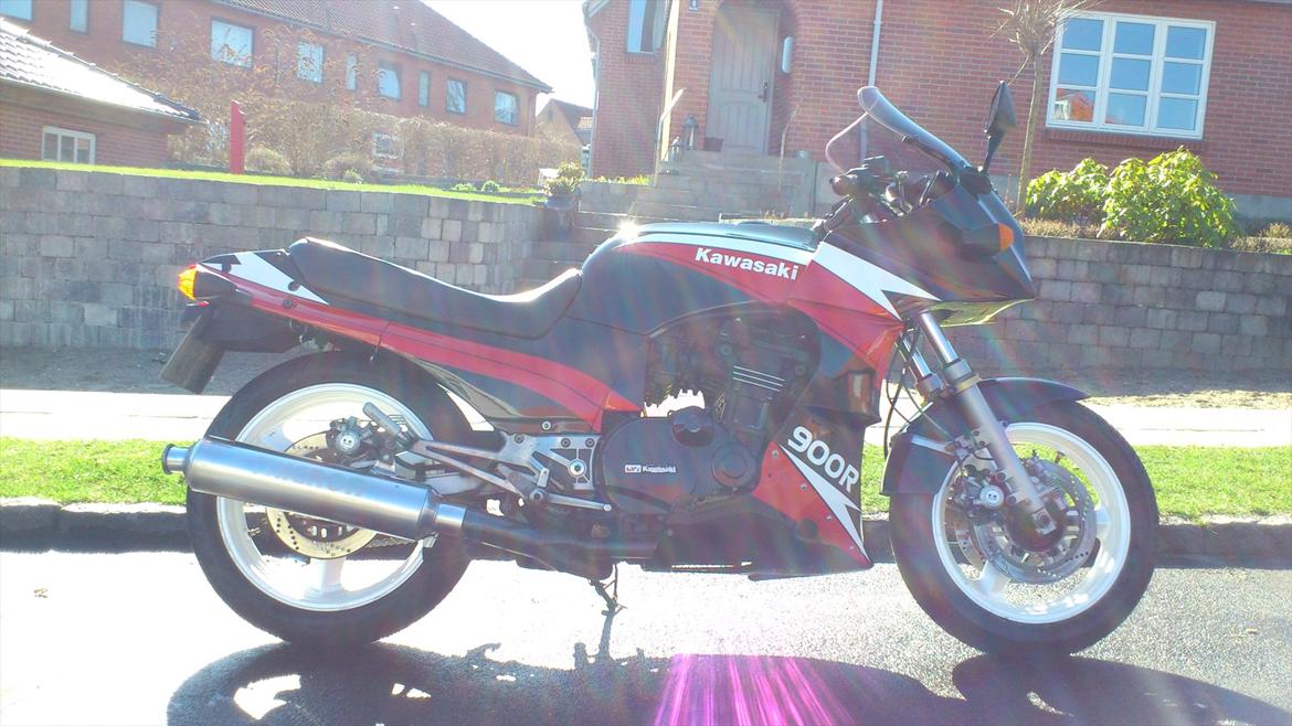 Kawasaki GPz 900R (Ninja) billede 6