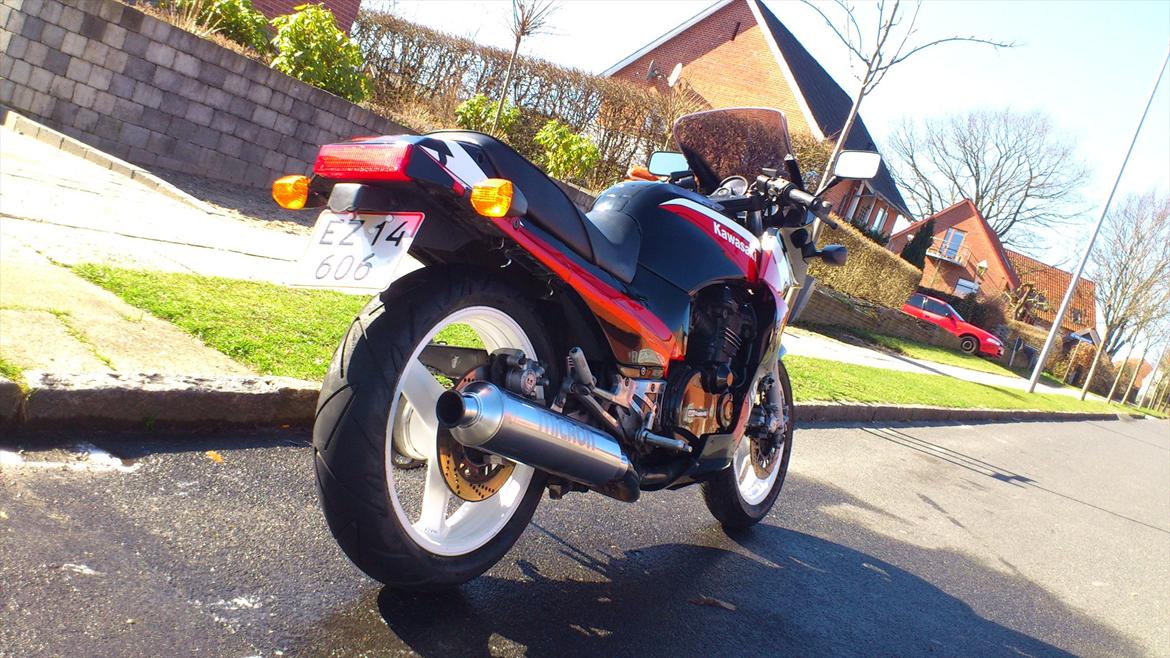 Kawasaki GPz 900R (Ninja) billede 7