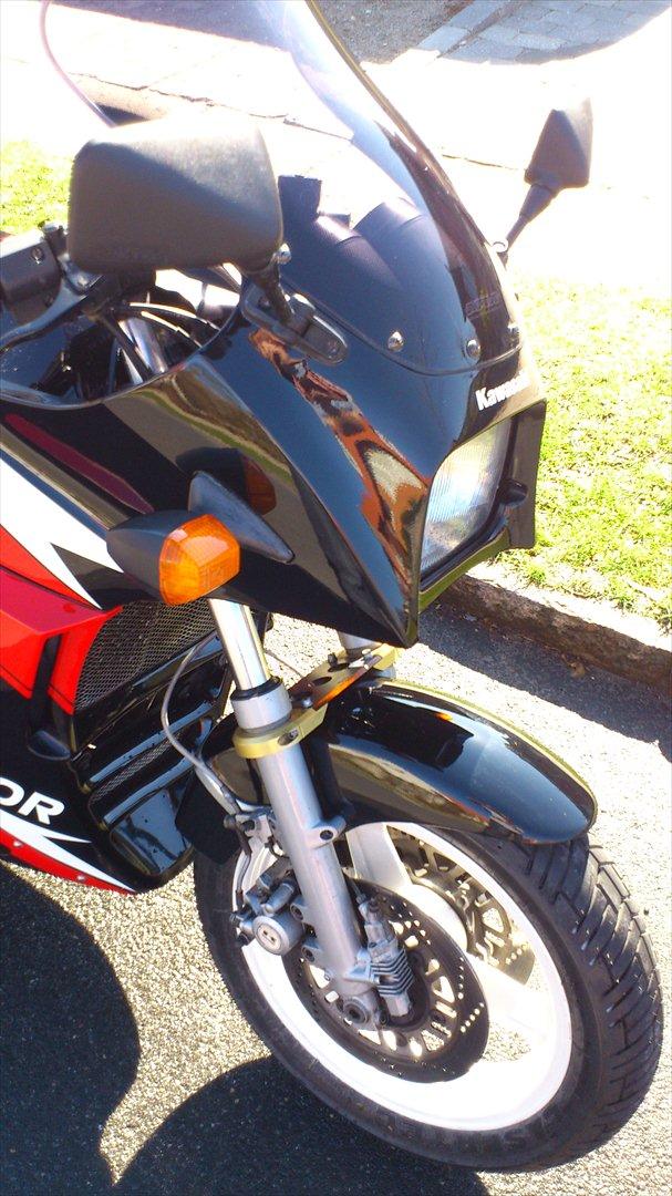 Kawasaki GPz 900R (Ninja) billede 12