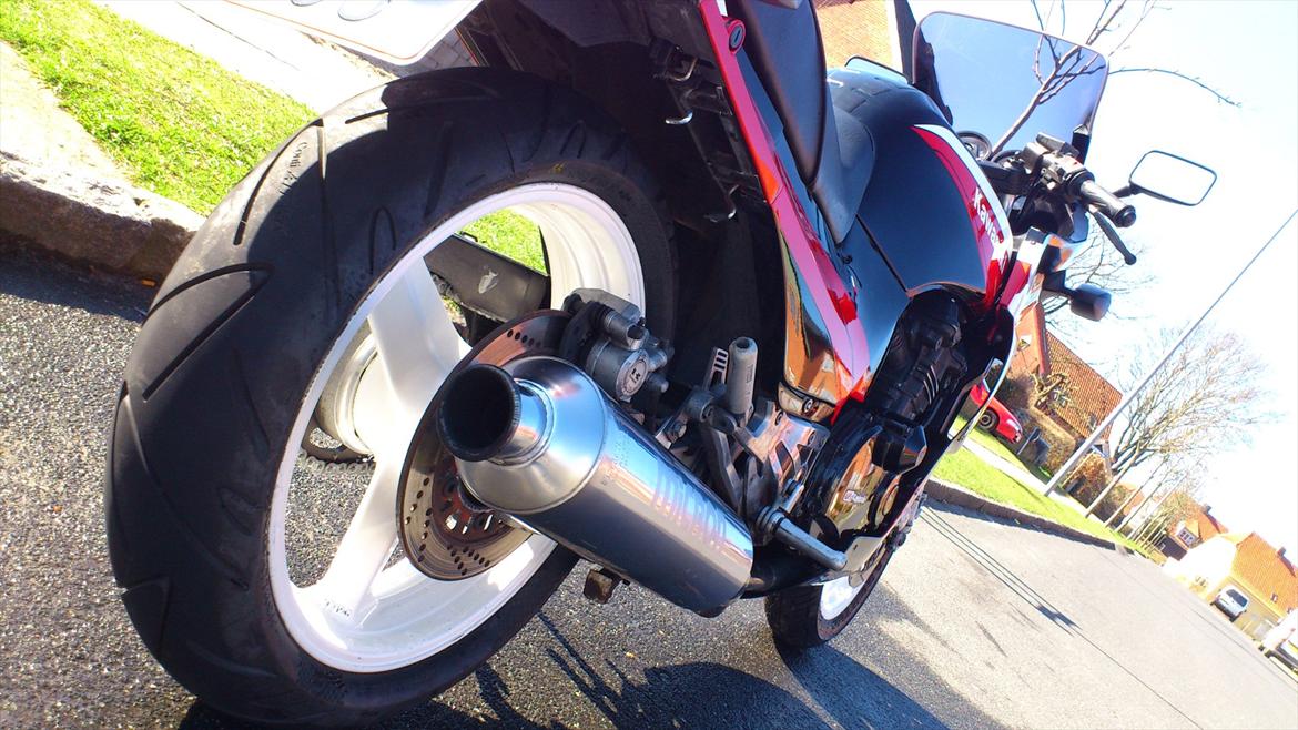 Kawasaki GPz 900R (Ninja) billede 14