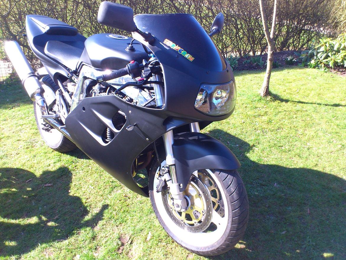 Suzuki Gsxr 750 billede 3