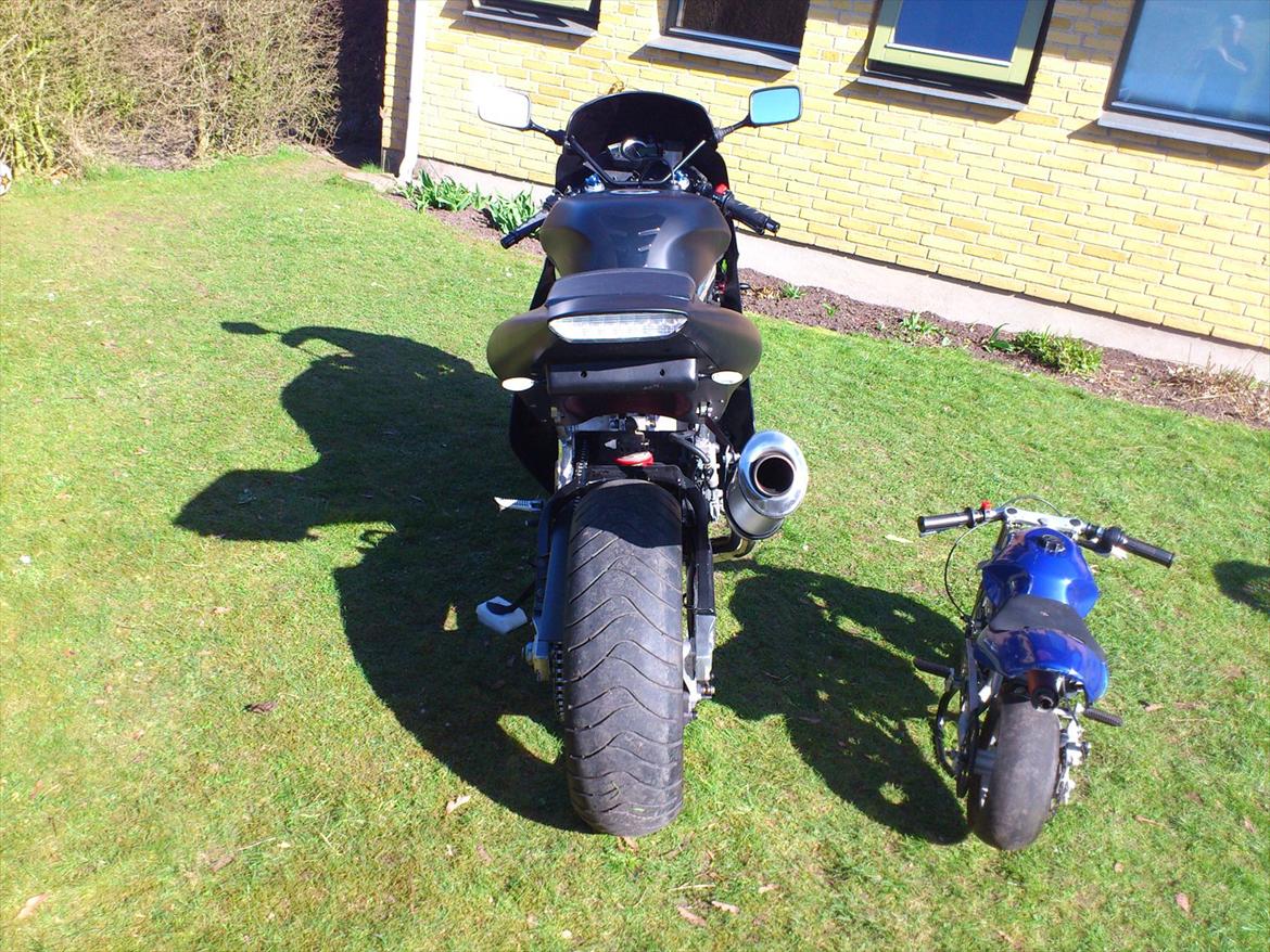 Suzuki Gsxr 750 billede 5