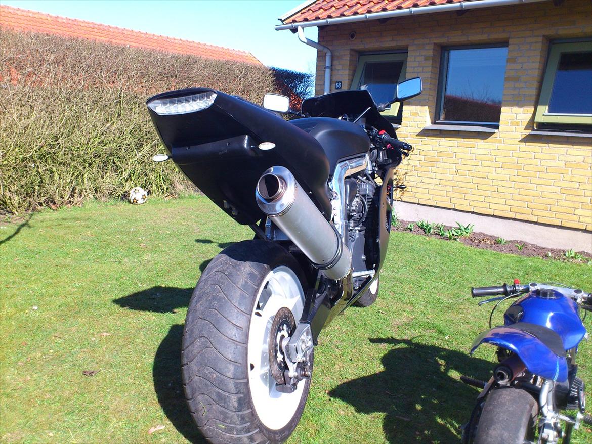 Suzuki Gsxr 750 billede 6