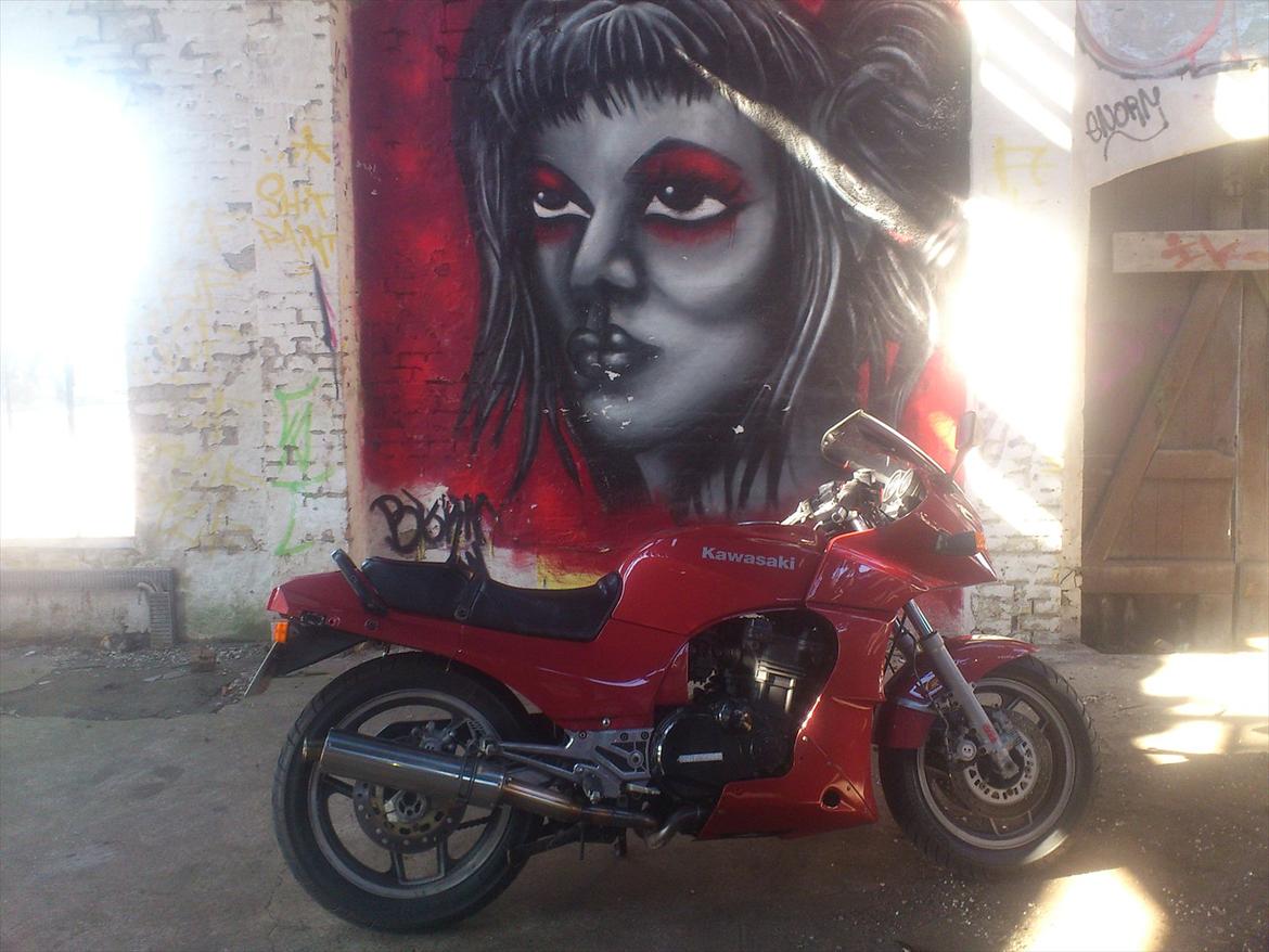 Kawasaki gpz 900 billede 1