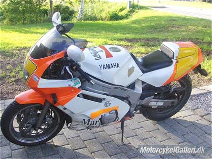 Yamaha FZR 600 - Gamle lakering  billede 2