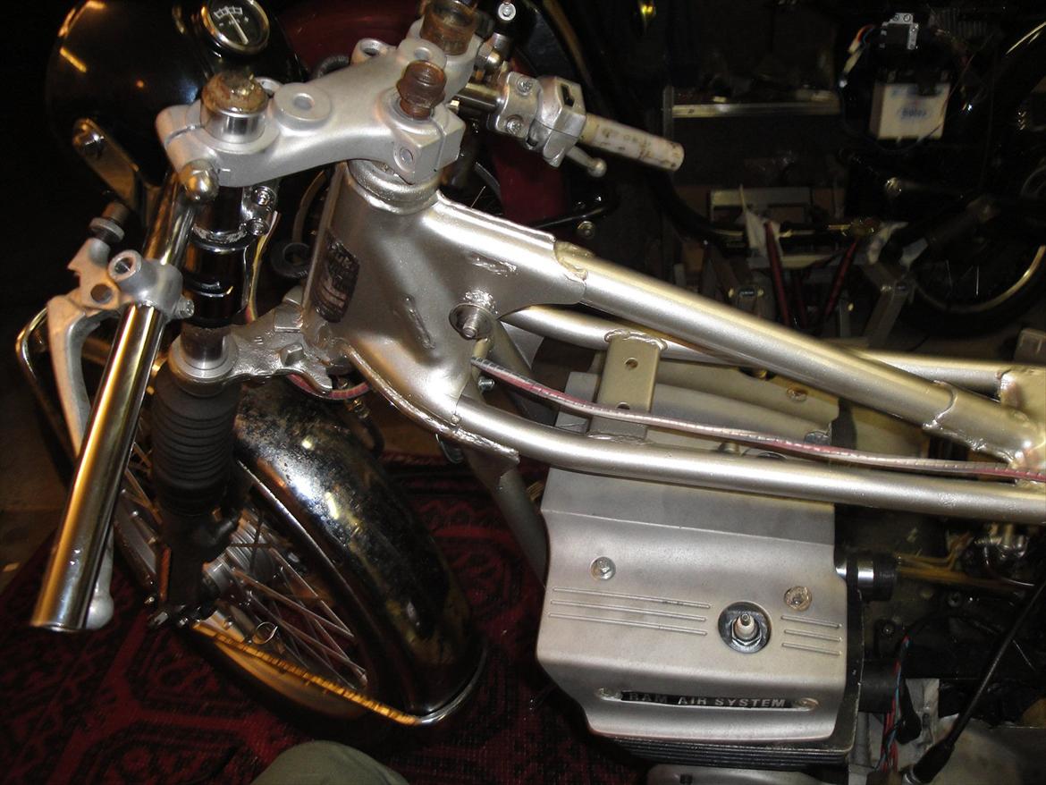 Suzuki GT380  [Tidl. motorcykel] billede 14