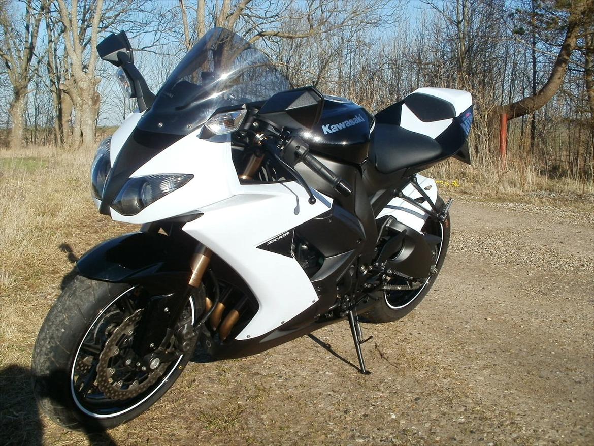 Kawasaki ZX10 R billede 5