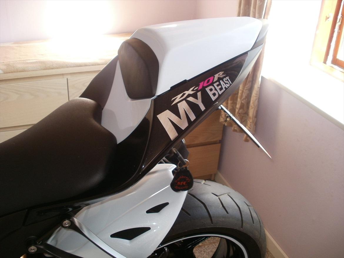 Kawasaki ZX10 R billede 9