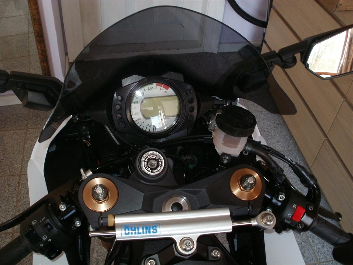 Kawasaki ZX10 R billede 11