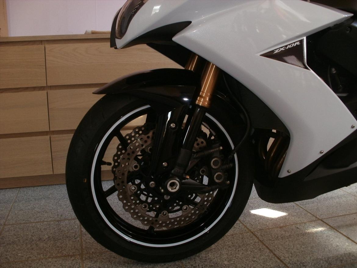 Kawasaki ZX10 R billede 14