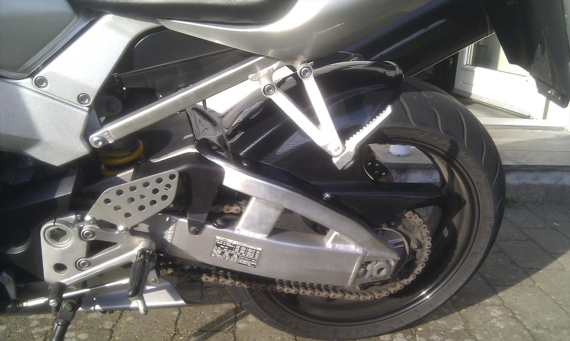 Honda CBR 929 RR Fireblade - Så kon Carbon Huggeren! billede 6