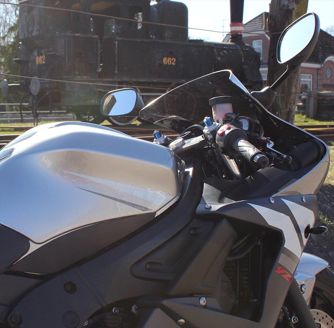 Yamaha YZF R6 -solgt- billede 17