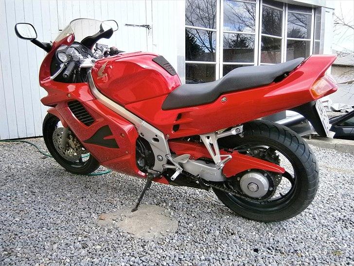 Honda VFR 750 RC36 billede 1