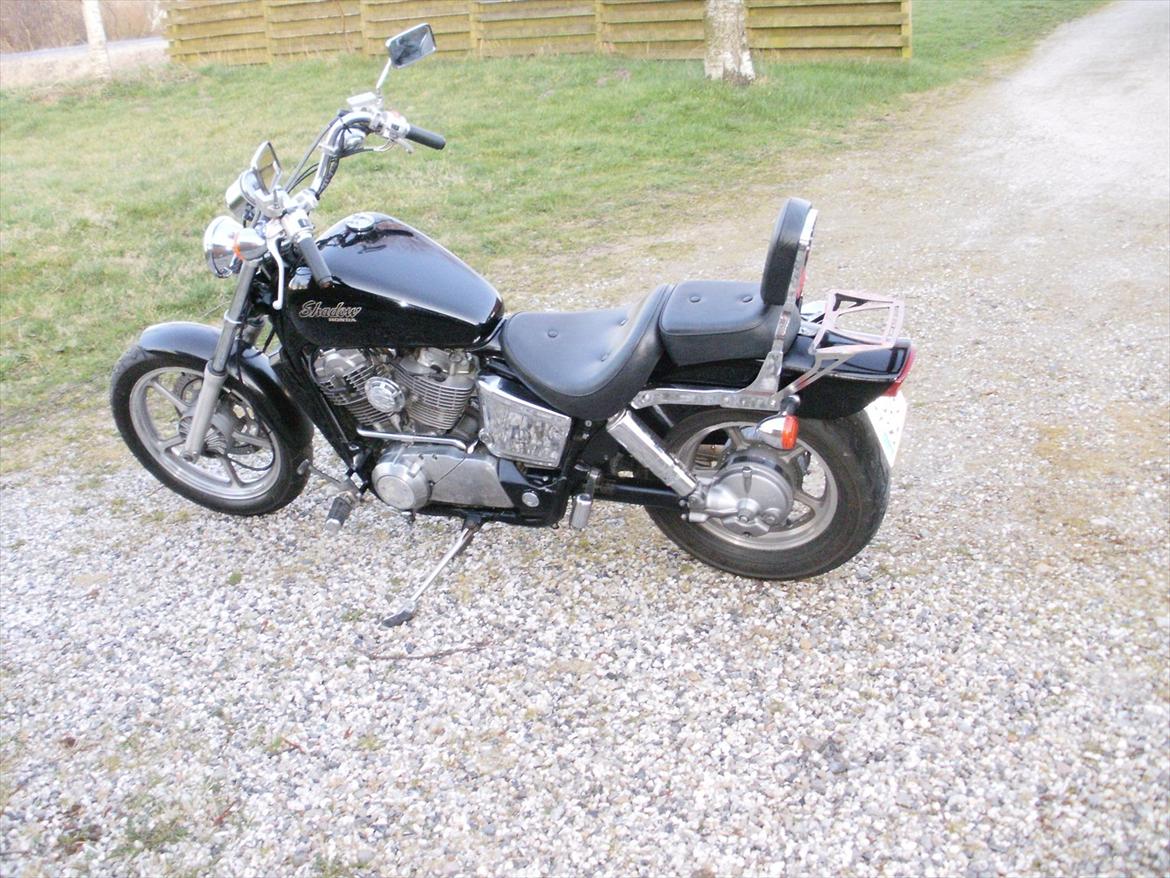 Honda VT 1100 skygge billede 1