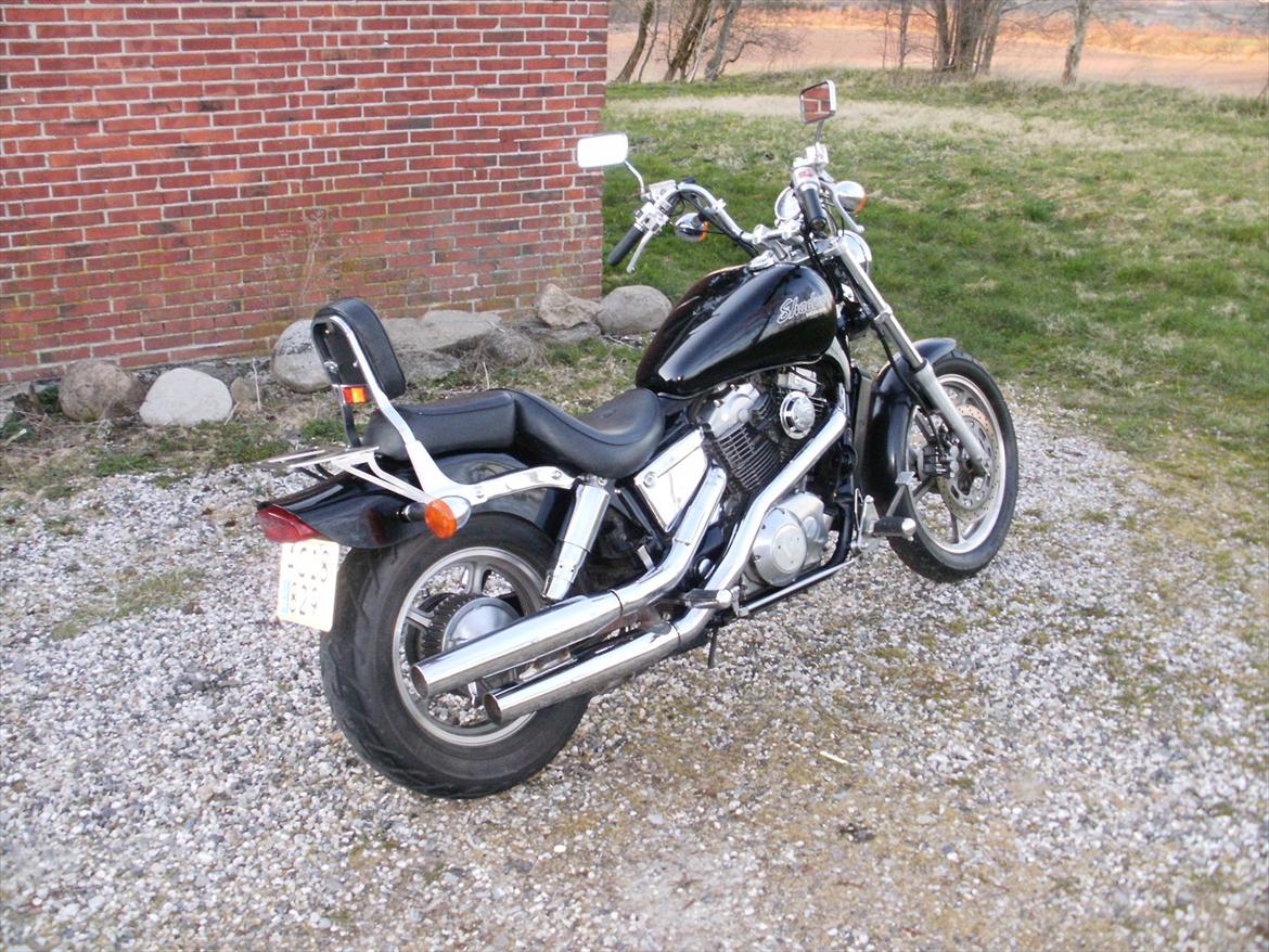 Honda VT 1100 skygge billede 2