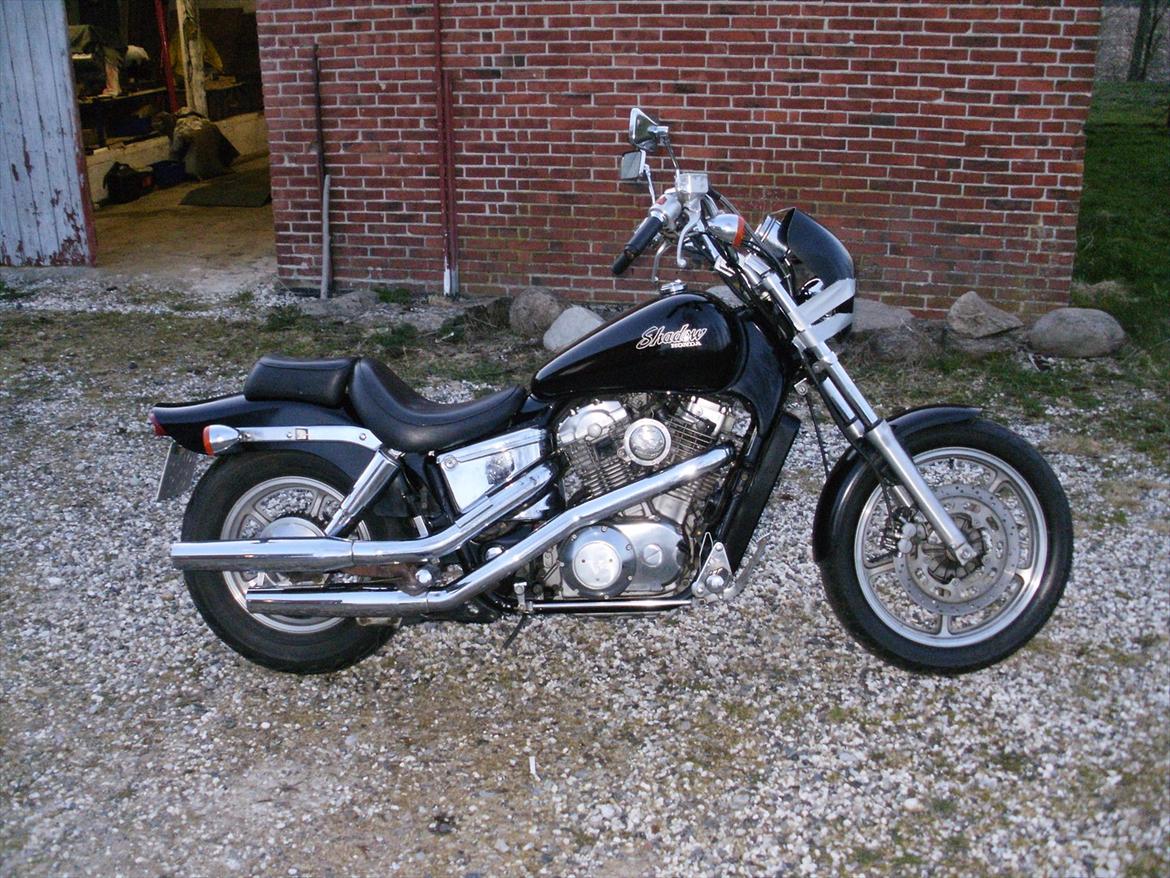 Honda VT 1100 skygge billede 3