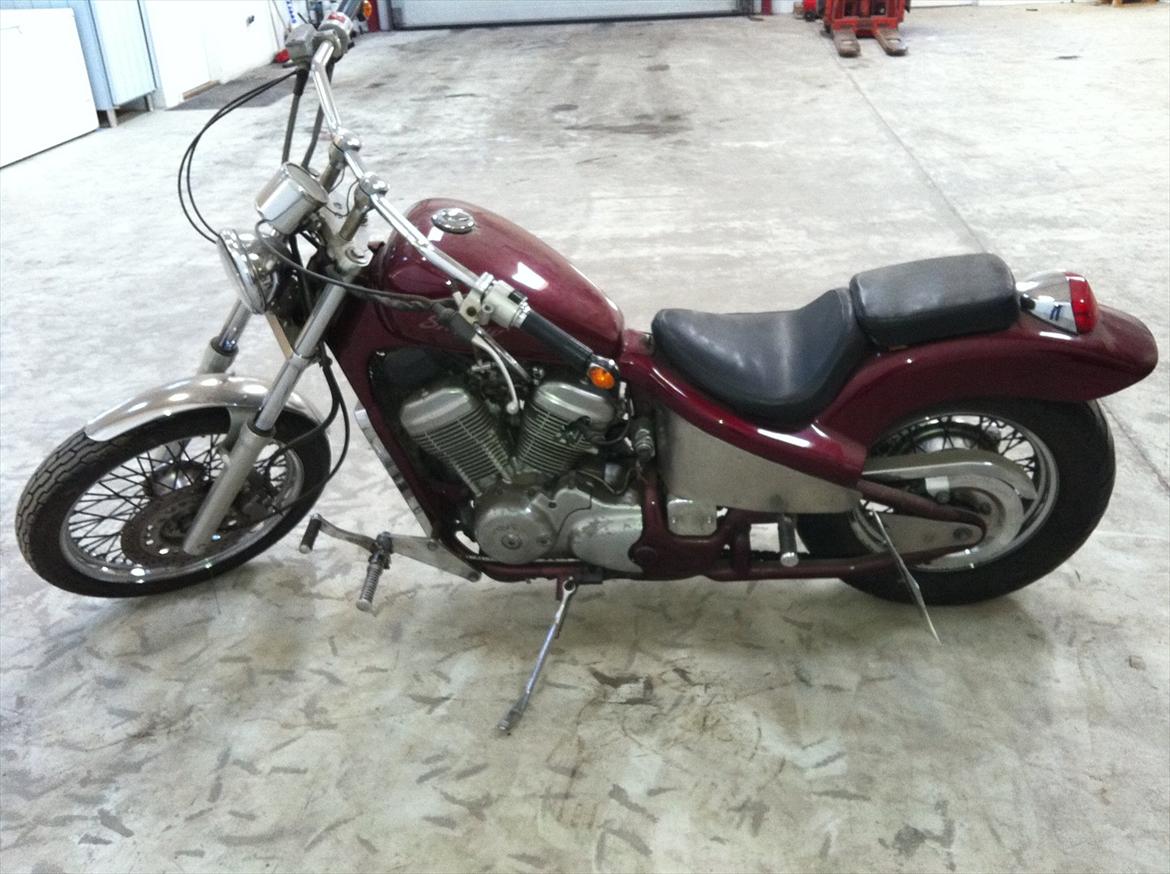Honda VT 600 Shadow billede 2