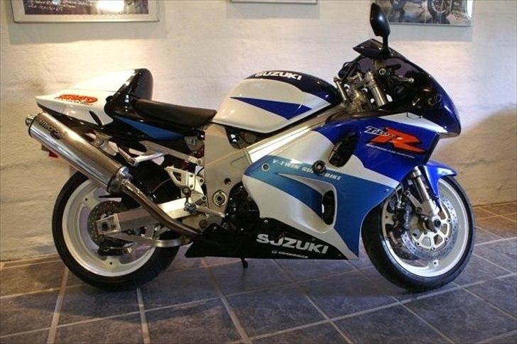 Suzuki TL1000R - Sådan så hun ud da jeg hentede hende i 2008 :) billede 5