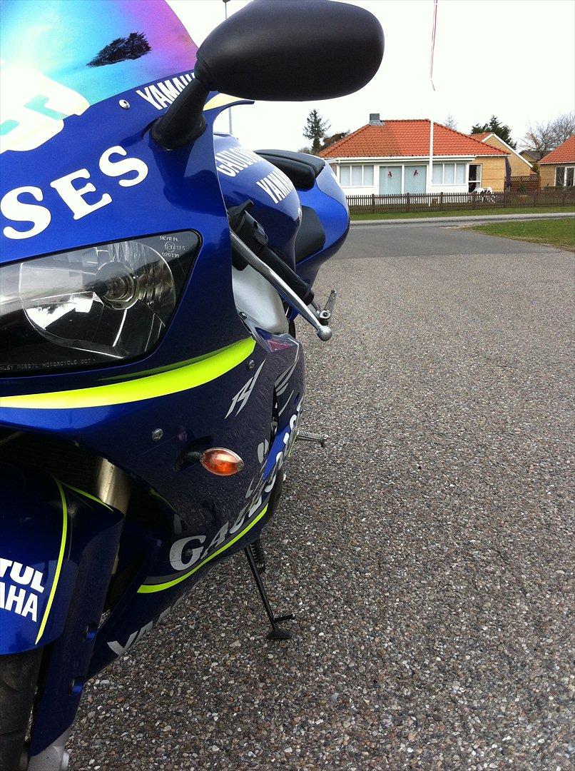 Yamaha R1 VR46 billede 8