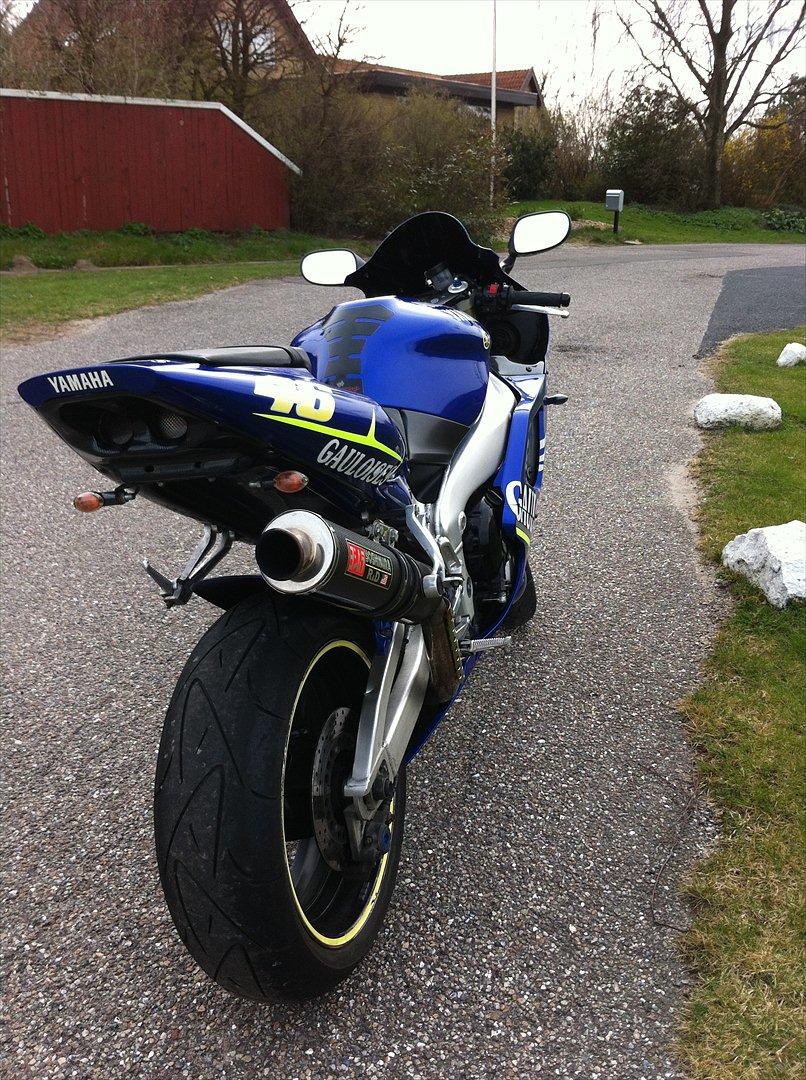 Yamaha R1 VR46 billede 10