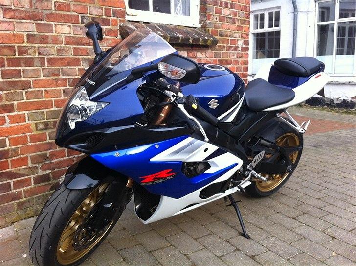 Suzuki GSXR 1000 --solgt-- billede 11