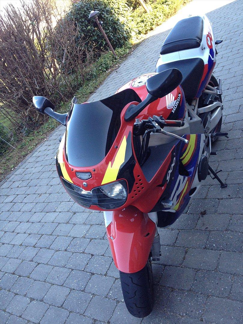 Honda CBR 900 RR billede 5