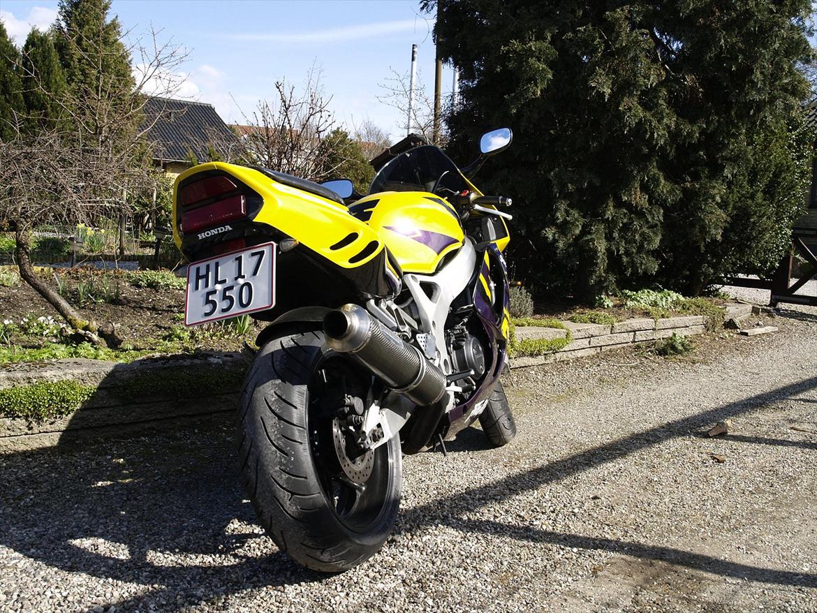 Honda CBR900RR Fireblade billede 2