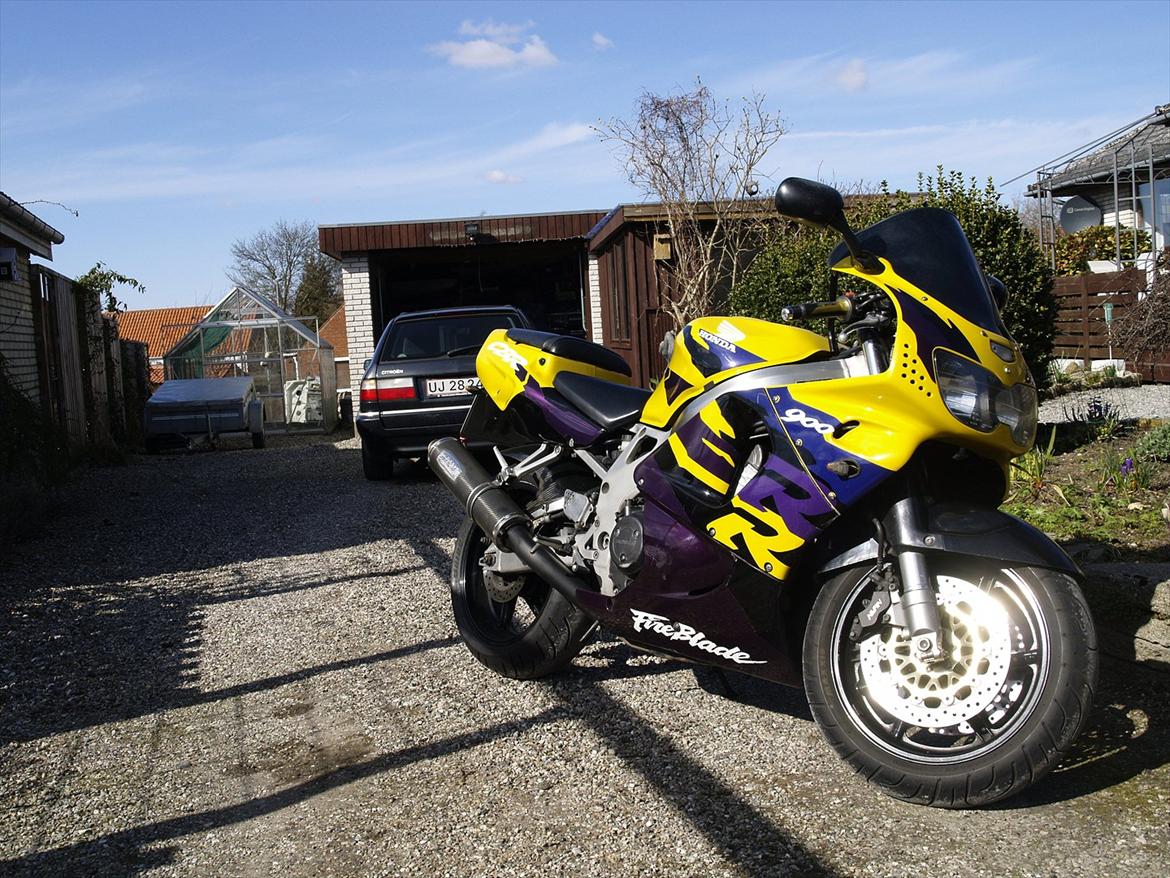 Honda CBR900RR Fireblade billede 3