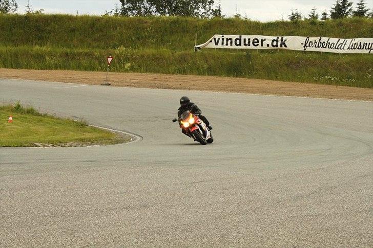 Honda CBR 900 RR billede 7