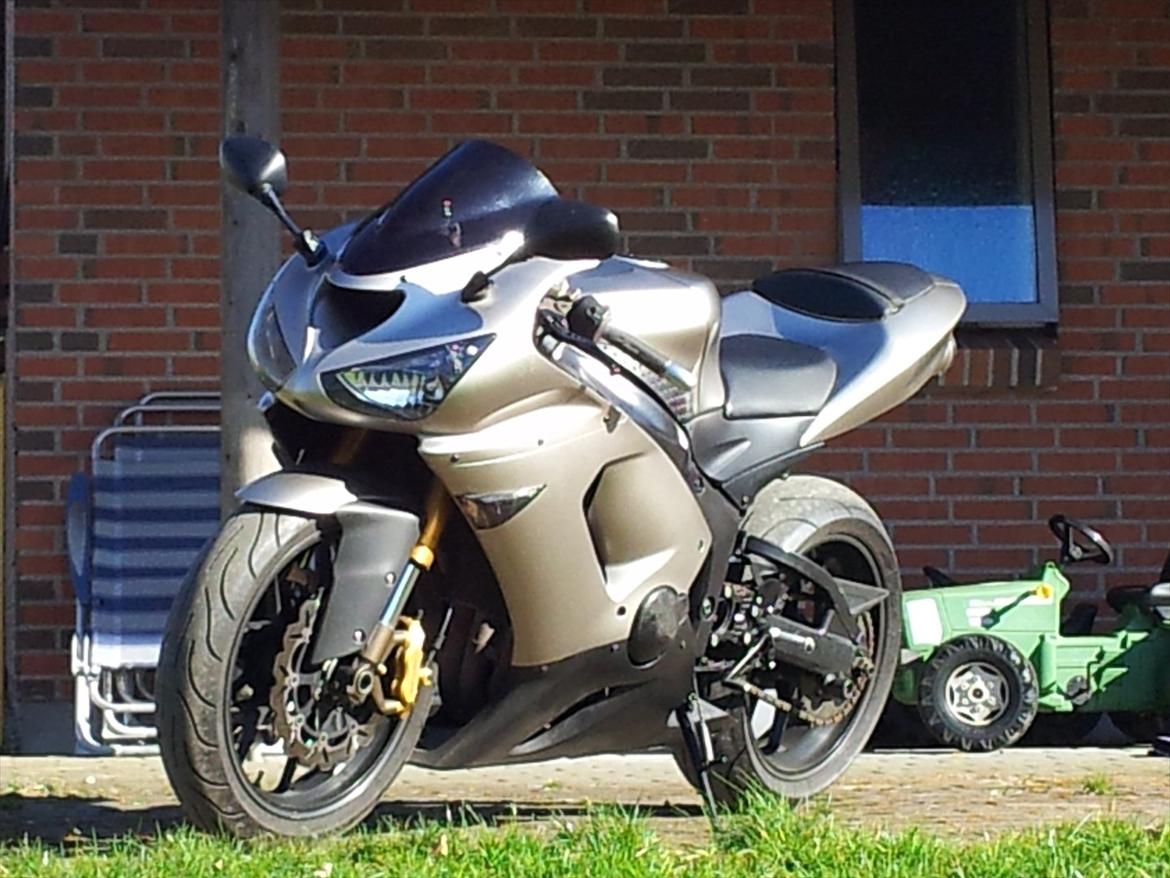 Kawasaki ZX6R 636 billede 12