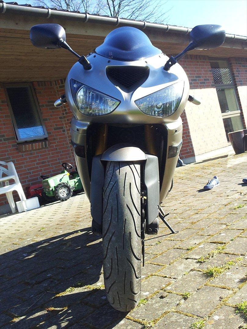 Kawasaki ZX6R 636 billede 15