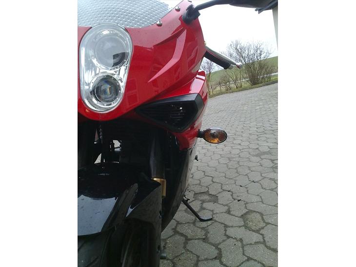 {{currentPhoto.altText}} billede {{currentPhoto.number}}