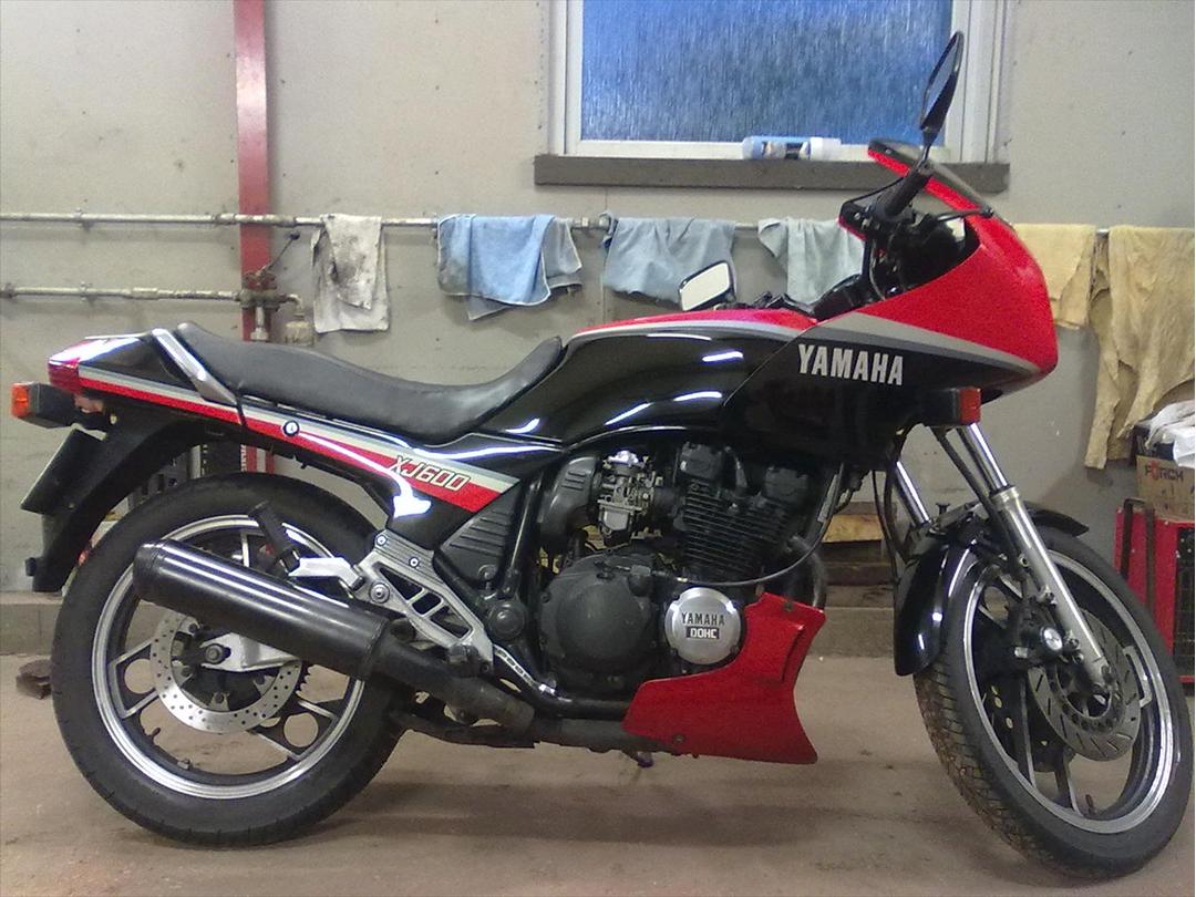 Yamaha XJ 600 En og pålidelig motorcyke...