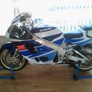 Suzuki GSX-R 750 SRAD