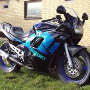 Suzuki GSX 600 F