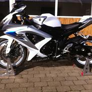 Suzuki GSX-R 600 K8