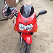Suzuki gsx 600f