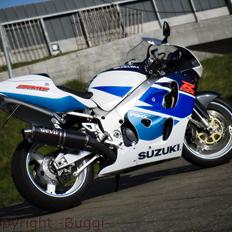 Suzuki GSX-R750
