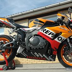 Honda CBR1000RR 