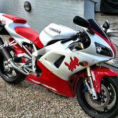 Yamaha R1 *Solgt*