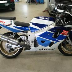 Suzuki GSX-R 750 SRAD