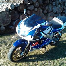 Suzuki GSX-R 750 SRAD