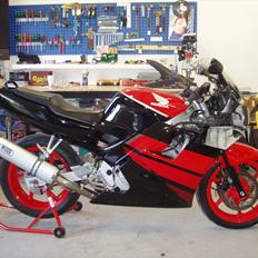 Honda CBR 600 F