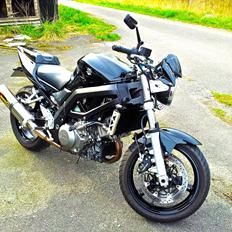 Suzuki SV1000 N K7