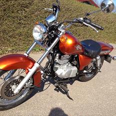 Suzuki Marauder GZ125