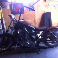 Suzuki GS 400 Bobber